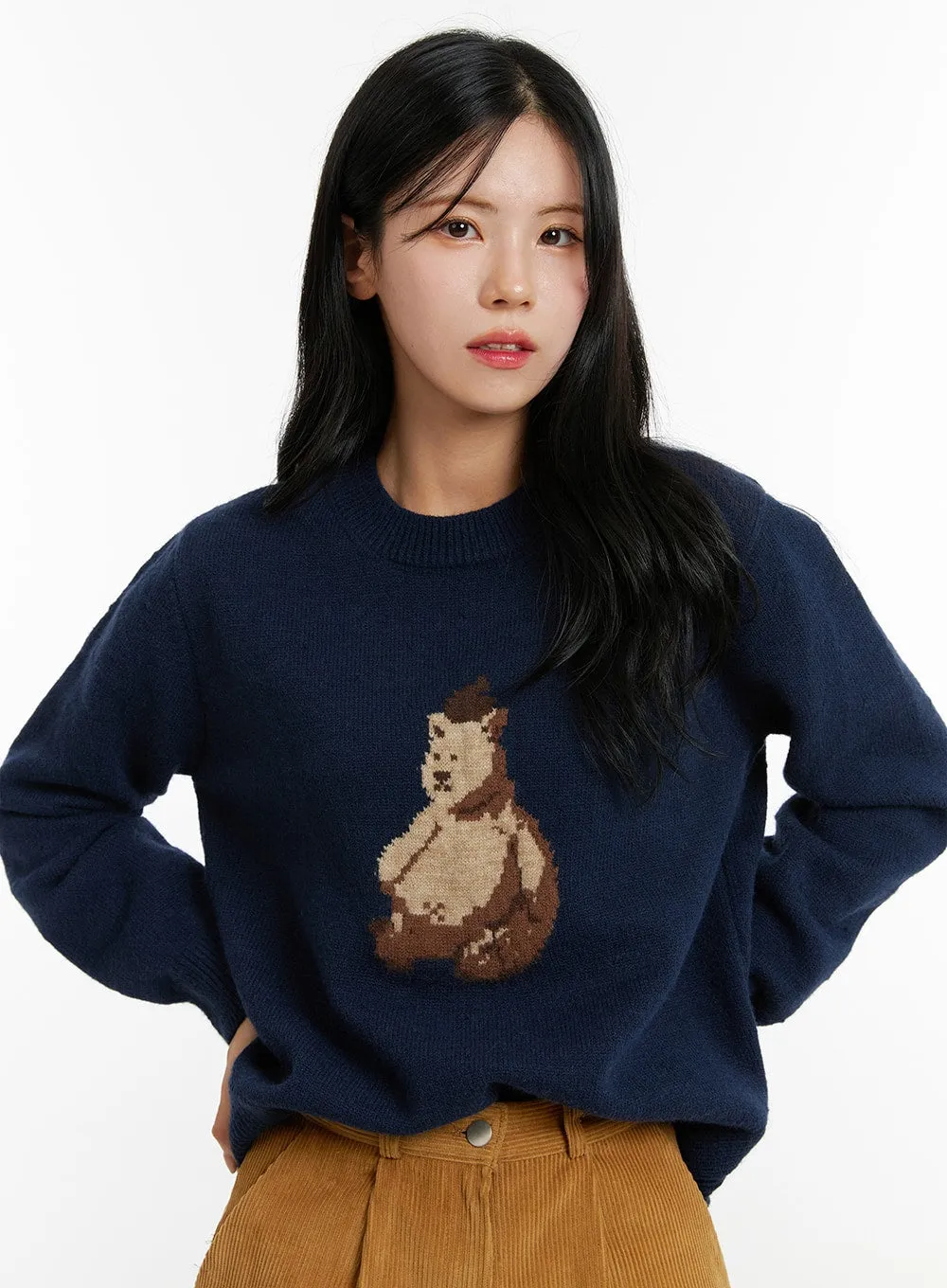 Bear Graphic Round Neck Sweater ON316