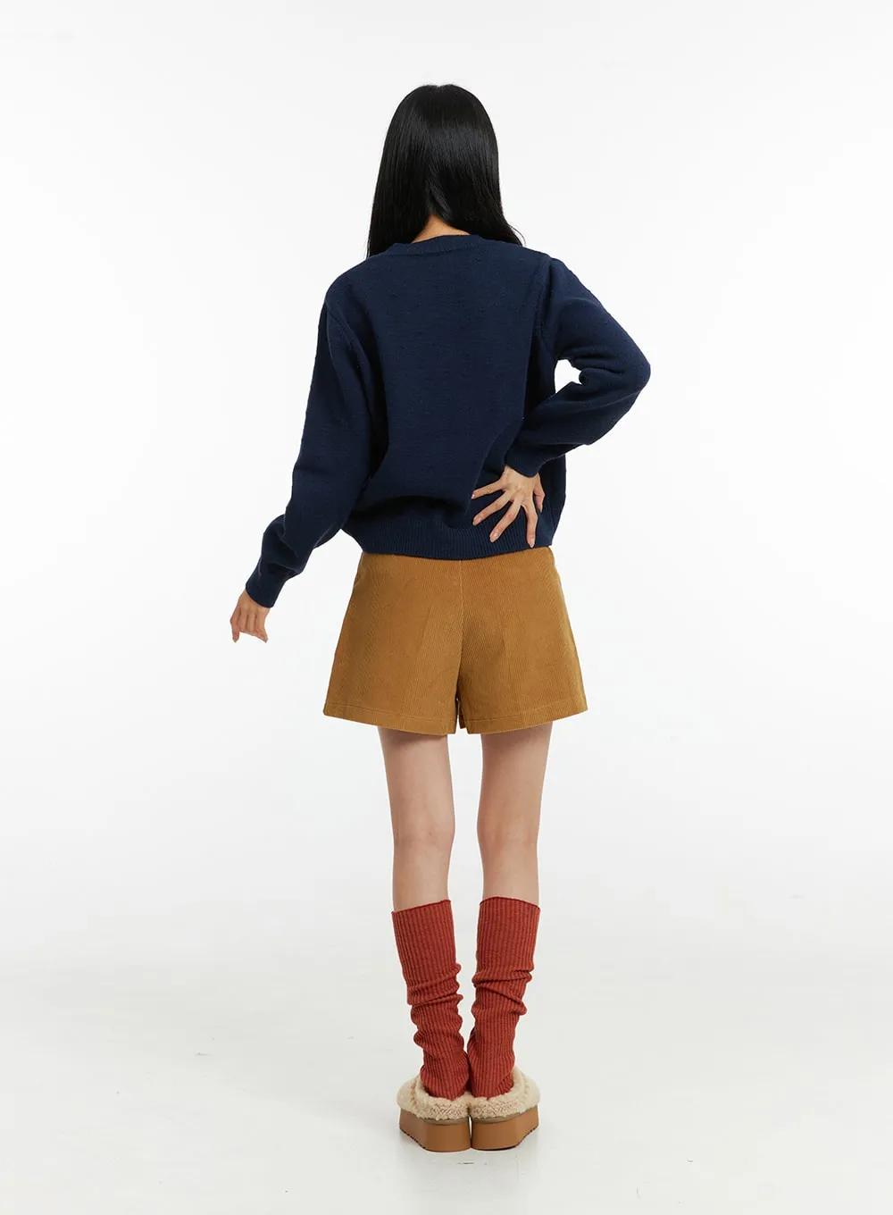 Bear Graphic Round Neck Sweater ON316