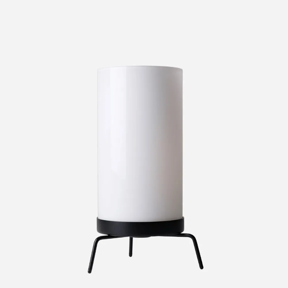 Fritz Hansen PM02™ Table Lamp