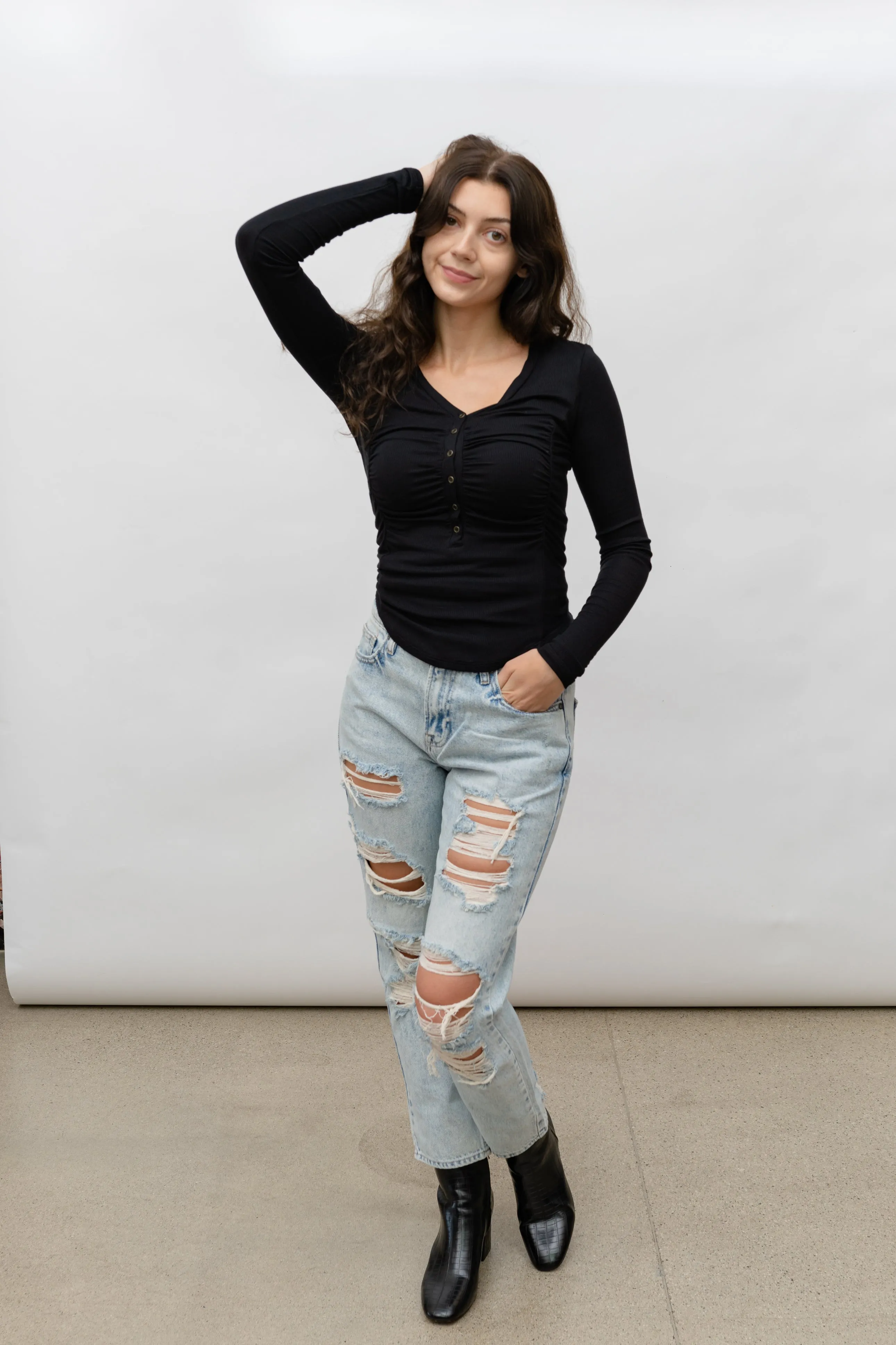 GILLIAN RUCHED V -NECK RIB LONGSLEEVE