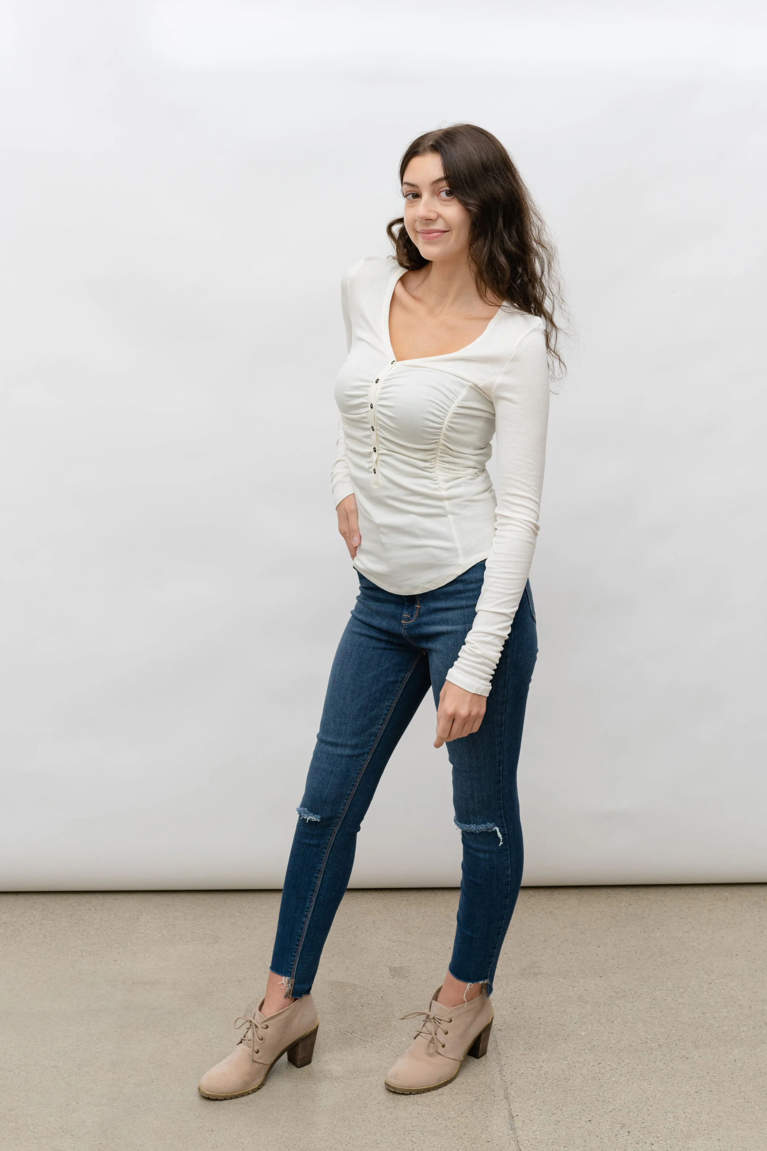GILLIAN RUCHED V -NECK RIB LONGSLEEVE
