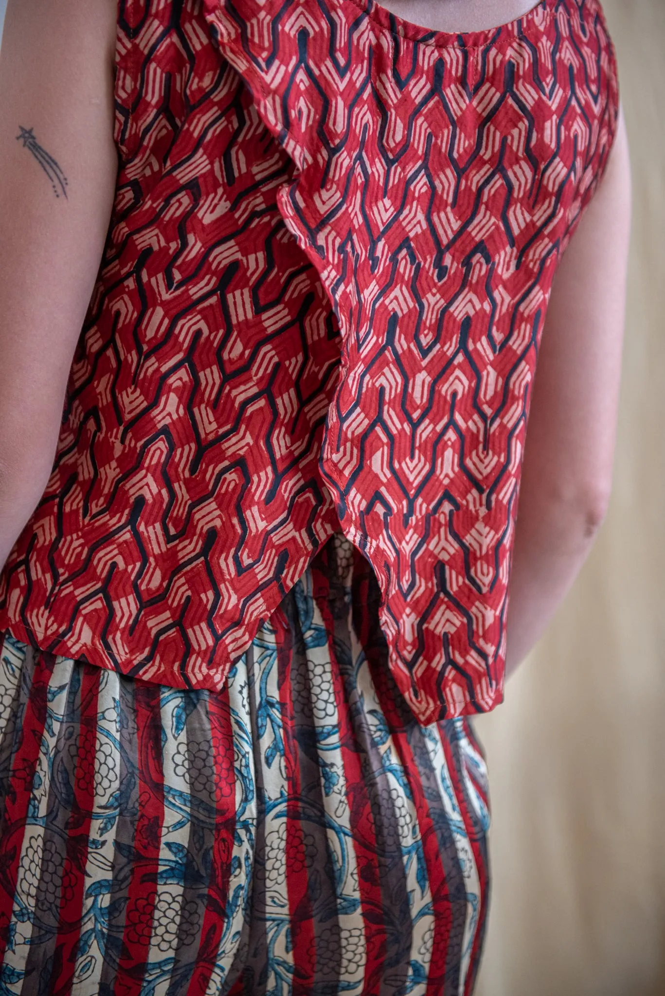 Shell Top Red