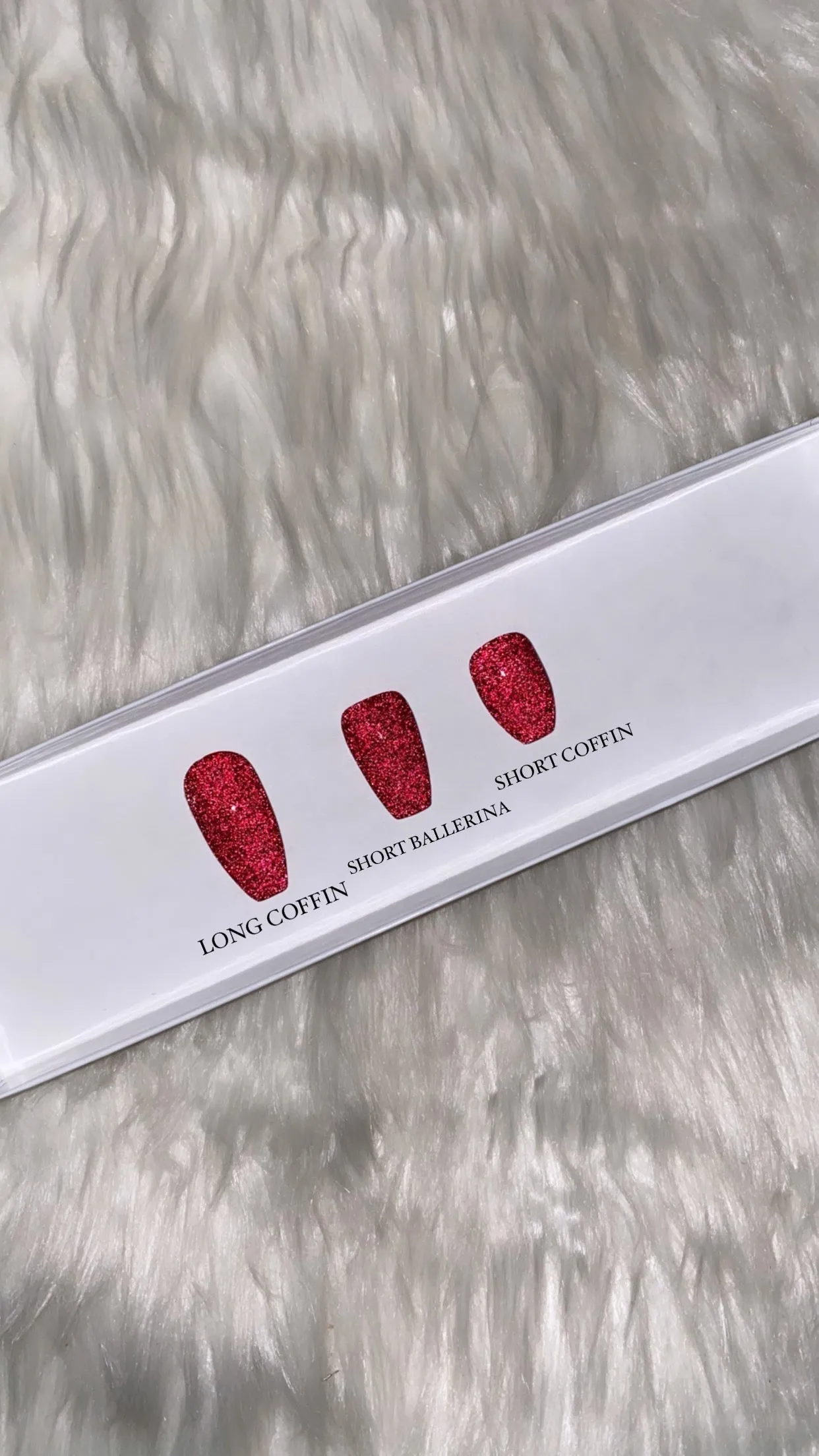 The Rich Auntie | Shimmering Red | Reflective Glitter | 20 NAILS PRESS-ON SET