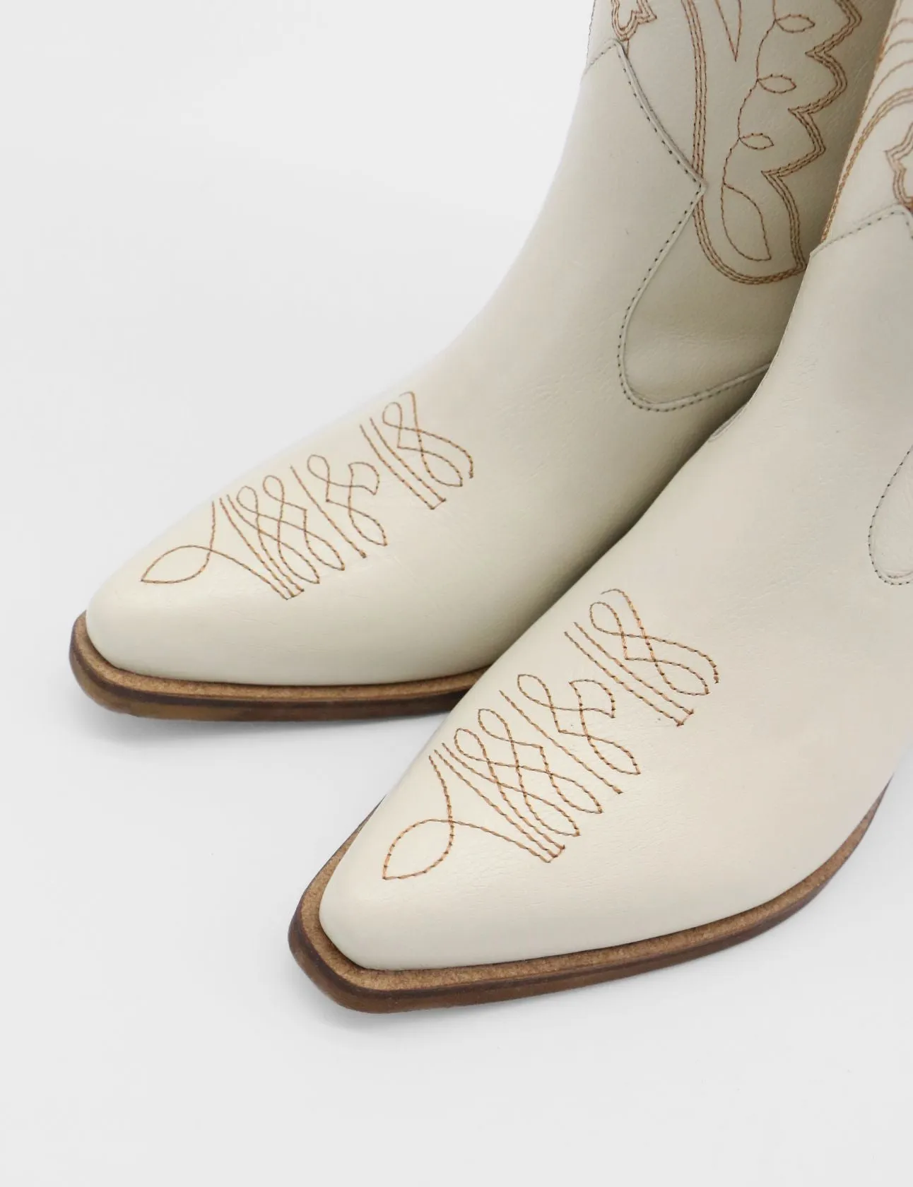 Unstoppable western cowboy boot off white leather womens shoes